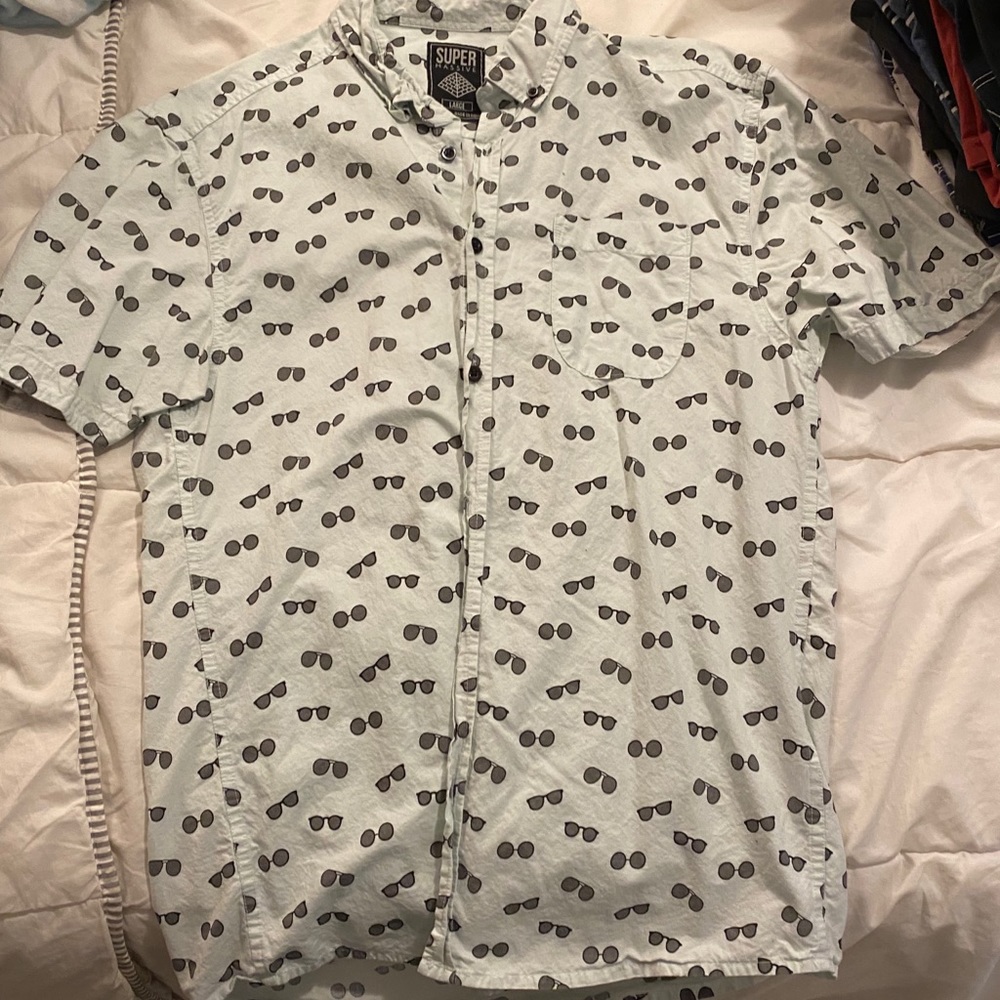 Men's sunglasses button up shirt